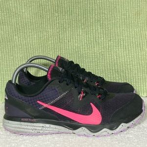 Nike Women's Juniper Trail Black/Pink Running/Hiking Sneaker Shoes Size US 7.5